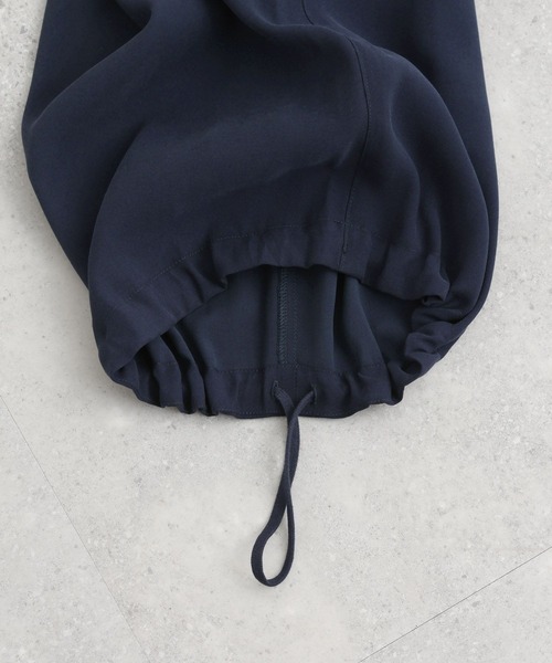 studio CLIP(スタディオクリップ)の「フィブリルツイルカーゴパンツ(その他パンツ・レディース・アイボリー/モカ/ネイビー・FREE)」の16枚目の写真