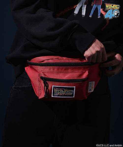 niko and...(ニコアンド)の「【バック・トゥ・ザ・フューチャー】コラボ刺繍ボディバッグ(ボディバッグ/ウエストポーチ・メンズ・ブラック/レッド・FREE)」の7枚目の写真