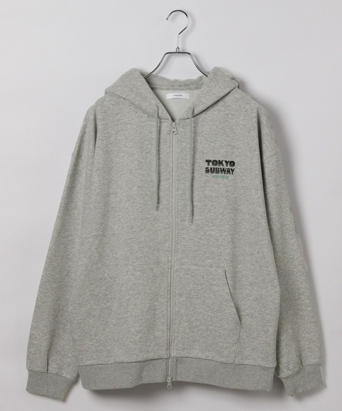 GLOBAL WORK(グローバルワーク)の「スーベニアジップパーカー/一部店舗限定/599034(パーカー・メンズ・グレー/ブラック・X-LARGE/MEDIUM/LARGE/SMALL)」の5枚目の写真