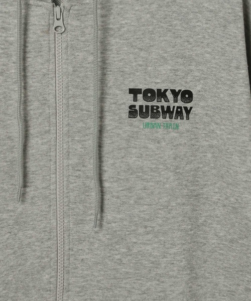 GLOBAL WORK(グローバルワーク)の「スーベニアジップパーカー/一部店舗限定/599034(パーカー・メンズ・グレー/ブラック・X-LARGE/MEDIUM/LARGE/SMALL)」の14枚目の写真