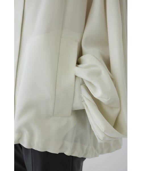 RIM.ARK（リムアーク）の「Stand collar tuck sleeve BZ