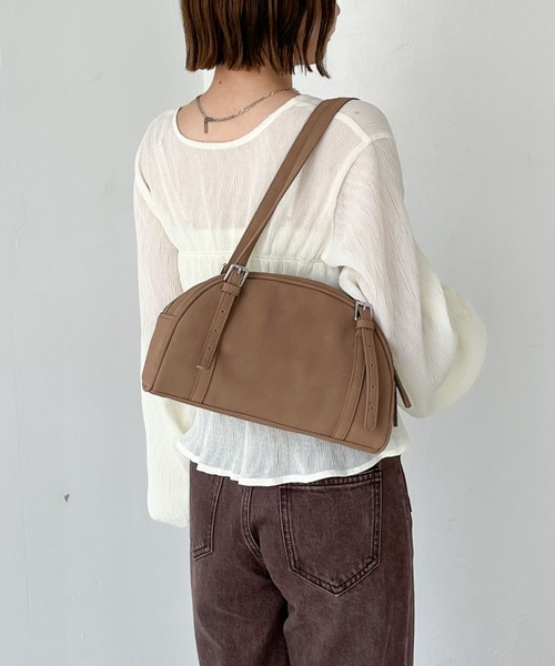 archives(アルシーヴ)の「スエード合皮ボストン(ボストンバッグ・レディース・ベージュ/ブラウン/ワインレッド・FREE)」の1枚目の写真