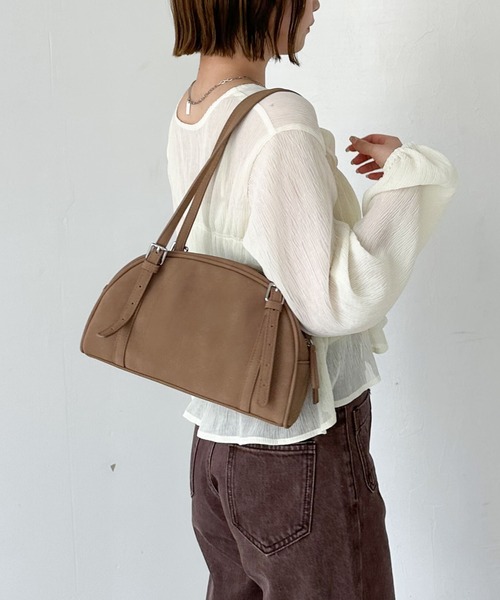 archives(アルシーヴ)の「スエード合皮ボストン(ボストンバッグ・レディース・ベージュ/ブラウン/ワインレッド・FREE)」の12枚目の写真