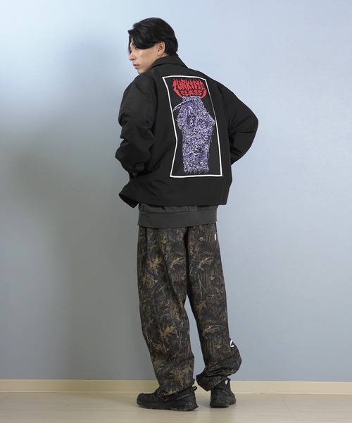 LURKING CLASS(ラーキングクラス)の「LURKING CLASS/ラーキングクラス コーチジャケット バックプリント ST25FJM01(その他アウター・メンズ・ブラック系その他/ブラック系その他2/ブラック系その他3・L/M/XL)」の4枚目の写真