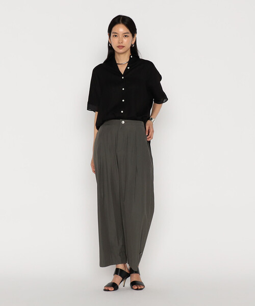 Gabardine K.T（ギャバジンケーティー）の「麻調合繊 シアーブラウス（シャツ/ブラウス・レディース・ブラック・9号）」の7枚目の写真
