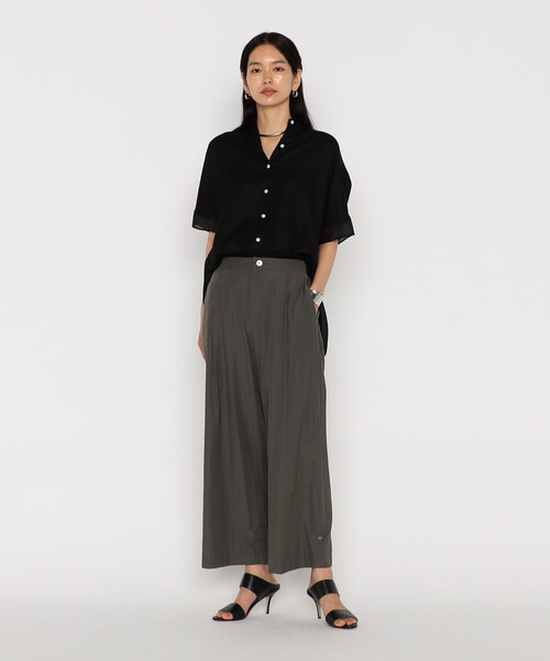 Gabardine K.T（ギャバジンケーティー）の「麻調合繊 シアーブラウス（シャツ/ブラウス・レディース・ブラック・9号）」の8枚目の写真