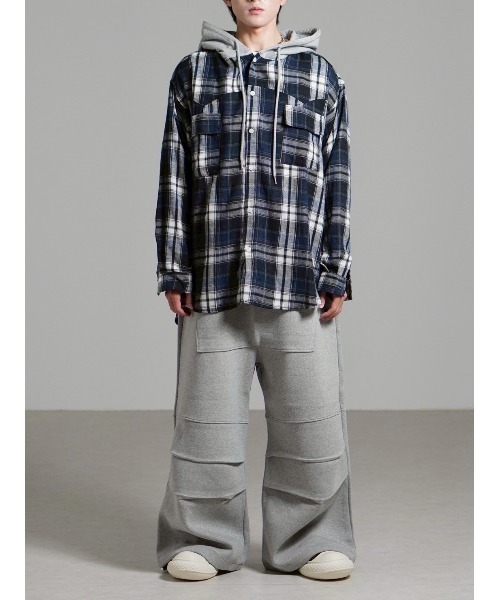 Chikashitsu +(チカシツプラス)の「【Chikashitsu +】oversized hood mix check shirt / 【チカシツプラス】オーバーサイズフードミックスチェックシャツ(シャツ/ブラウス・メンズ・ネイビー/レッド/ベージュ・ONE SIZE)」の19枚目の写真
