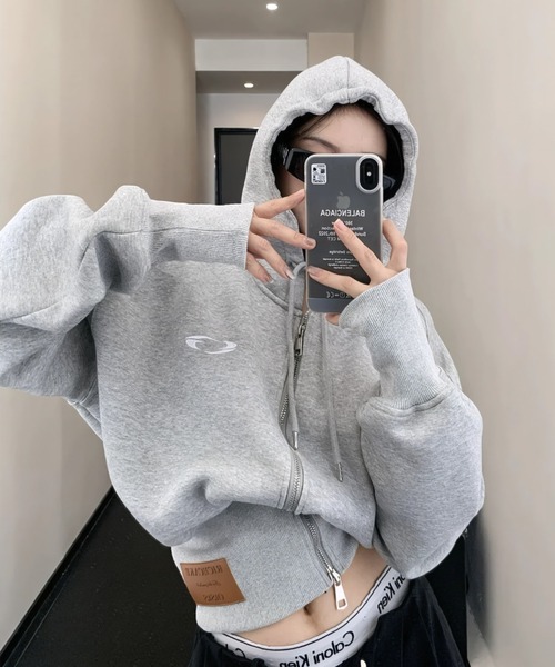 yuue' ( wear )(ユーイ)の「パッチ付きダブルジップパーカー/フーディー(パーカー・レディース・グレー/ブラック・FREE)」の1枚目の写真