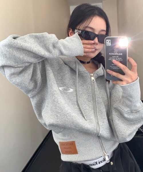 yuue' ( wear )(ユーイ)の「パッチ付きダブルジップパーカー/フーディー(パーカー・レディース・グレー/ブラック・FREE)」の11枚目の写真