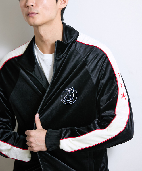 PARIS SAINT-GERMAIN（パリサンジェルマン）の「【Paris Saint-Germain / パリ・サン＝ジェルマン】 JP VELOR TOP（その他アウター・メンズ・グレー/ブラック・MEDIUM/LARGE/X-LARGE）」の19枚目の写真