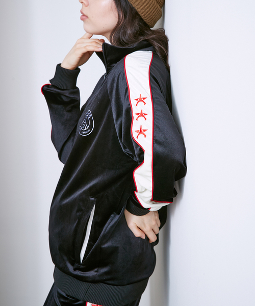 PARIS SAINT-GERMAIN（パリサンジェルマン）の「【Paris Saint-Germain / パリ・サン＝ジェルマン】 JP VELOR TOP（その他アウター・メンズ・グレー/ブラック・MEDIUM/LARGE/X-LARGE）」の8枚目の写真