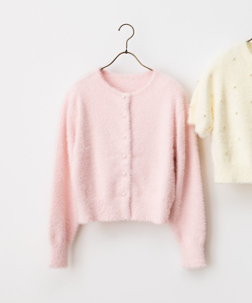 STRAWBERRY-FIELDS（ストロベリーフィールズ）の「メルティーシャギー_パール釦シャギーニット（カーディガン/ボレロ・レディース・ライトグレー/ライトピンク/オフホワイト・2）」の3枚目の写真