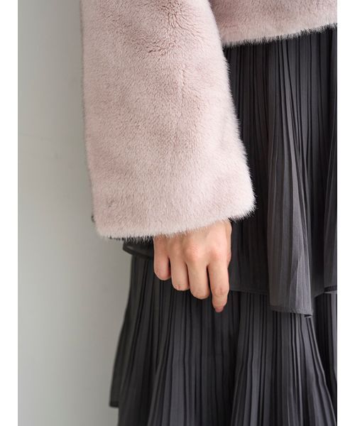 SNIDEL（スナイデル）の「ステンカラーショートファーコートジャケット（ステンカラーコート・レディース・ブラウン/ピンク/ベージュ・0/1）」の16枚目の写真