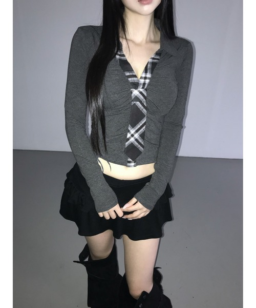THEAIRTOWN(ジエアタウン)の「tie shirring shirts(シャツ/ブラウス・レディース・ダークグレー・FREE)」の3枚目の写真