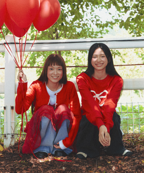 RONRON（ロンロン）の「EMBO HEART RIBBON CROP SWEATSHIRTS RED（スウェット・レディース・その他・FREE）」の6枚目の写真