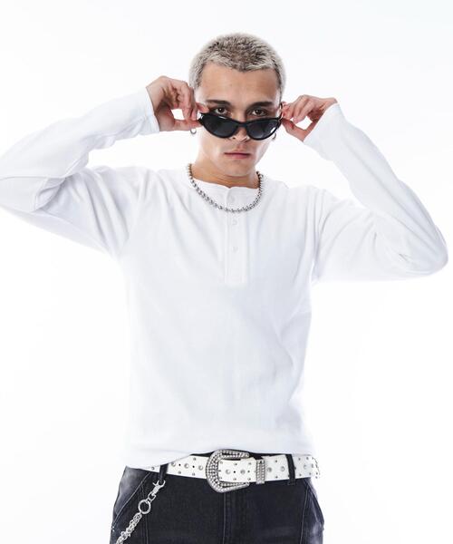 SHORT ROUND(ショートラウンド)の「SHORT ROUND/コンパクトフィットリブヘンリーネックT(LS)(Tシャツ/カットソー・メンズ・ホワイト/ブラック・MEDIUM/LARGE)」の6枚目の写真
