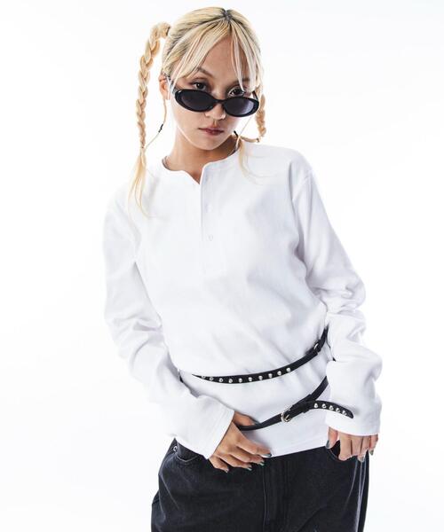 SHORT ROUND(ショートラウンド)の「SHORT ROUND/コンパクトフィットリブヘンリーネックT(LS)(Tシャツ/カットソー・メンズ・ホワイト/ブラック・MEDIUM/LARGE)」の10枚目の写真