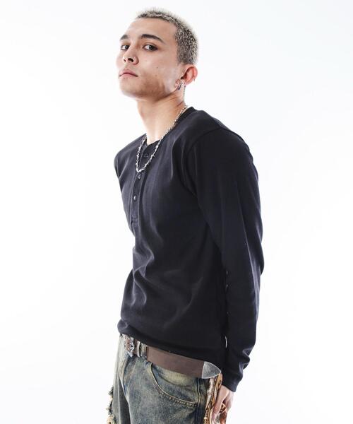 SHORT ROUND(ショートラウンド)の「SHORT ROUND/コンパクトフィットリブヘンリーネックT(LS)(Tシャツ/カットソー・メンズ・ホワイト/ブラック・MEDIUM/LARGE)」の15枚目の写真