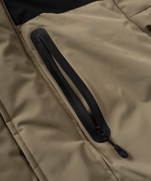 make a ray!（メイク ア レイ！）の「【82】ファイバーダウン 切替 フードジャケット/【撥水】【ストレッチ】（ダウンジャケット/コート・メンズ・ベージュ/ブラック/チャコールグレー・M/L）」の6枚目の写真