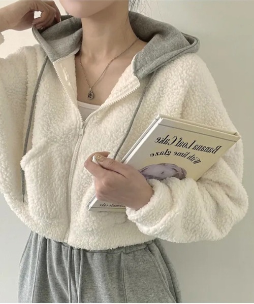 gossip！ロサンゼルス（ゴシップロサンゼルス）の「Y2K 【秋冬新作】  フードゆったりスウェットパーカー（パーカー・レディース・ブラック・M）」の16枚目の写真