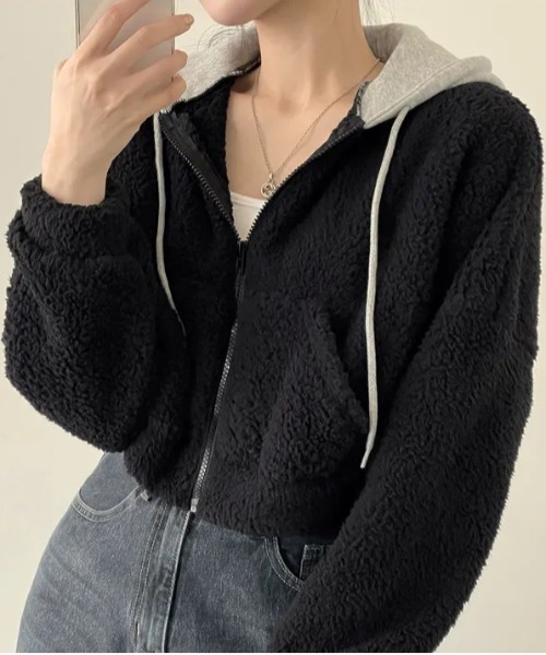 gossip！ロサンゼルス（ゴシップロサンゼルス）の「Y2K 【秋冬新作】  フードゆったりスウェットパーカー（パーカー・レディース・ブラック・M）」の7枚目の写真