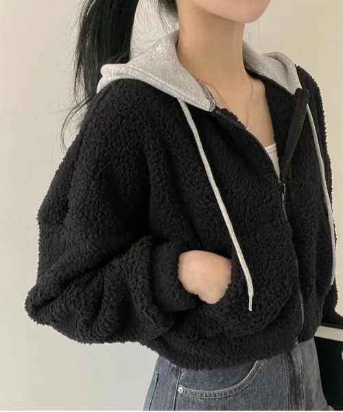 gossip！ロサンゼルス（ゴシップロサンゼルス）の「Y2K 【秋冬新作】  フードゆったりスウェットパーカー（パーカー・レディース・ブラック・M）」の10枚目の写真