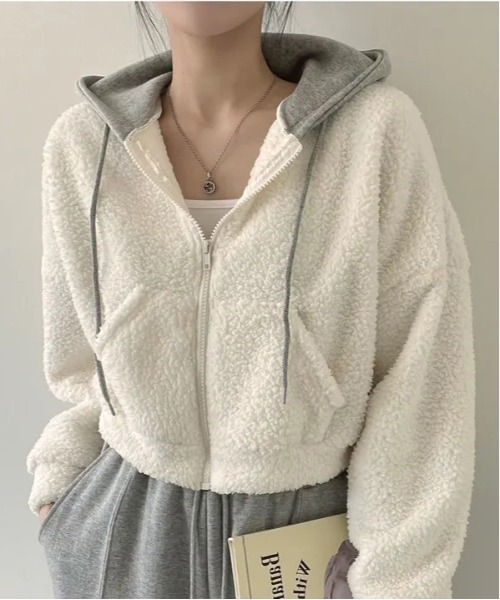 gossip！ロサンゼルス（ゴシップロサンゼルス）の「Y2K 【秋冬新作】  フードゆったりスウェットパーカー（パーカー・レディース・ブラック・M）」の20枚目の写真