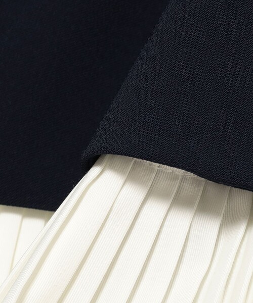 Demi-Luxe BEAMS(デミルクス ビームス)の「【セレモニー・フォーマル】プリーツカフス ワンピース*(ワンピース・レディース・ネイビー/ブラック・36/38)」の7枚目の写真