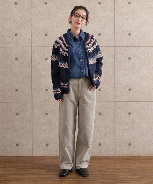 cepo（セポ）の「キュウシン柄ジップカーディガンJKT（カーディガン/ボレロ・レディース・ホワイト系/ネイビー系・M）」の2枚目の写真