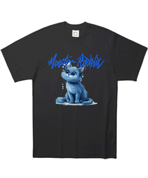 MONSTER REPUBLIC（モンスターリパブリック）の「フェイマスキャット ビビッドブルーTシャツ ブラック（Tシャツ/カットソー）」