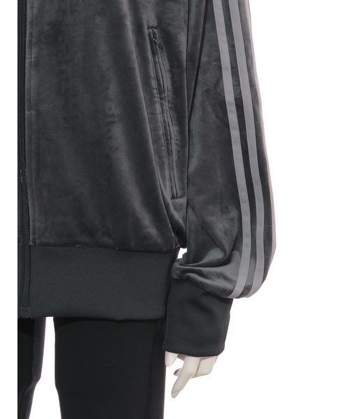 adidas Originals(アディダスオリジナルス)の「【adidas Originals】FB TT VELOUR(マウンテンパーカー・レディース・ダークグレー・XS/S/M)」の9枚目の写真
