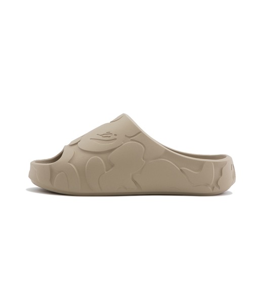A BATHING APE(アベイシングエイプ)の「BAPE SLIDES #1(サンダル・メンズ・ベージュ/ブラック・12/9/10/8/11/13)」の4枚目の写真
