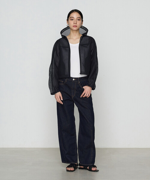 Gabardine K.T(ギャバジンケーティー)の「〔 +サイズ 〕 ラッセルメッシュダンボール シアーブルゾン(ブルゾン・レディース・ブルー/ネイビー・13号)」の4枚目の写真