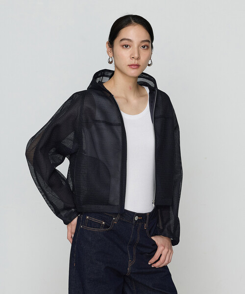 Gabardine K.T(ギャバジンケーティー)の「〔 +サイズ 〕 ラッセルメッシュダンボール シアーブルゾン(ブルゾン・レディース・ブルー/ネイビー・13号)」の8枚目の写真