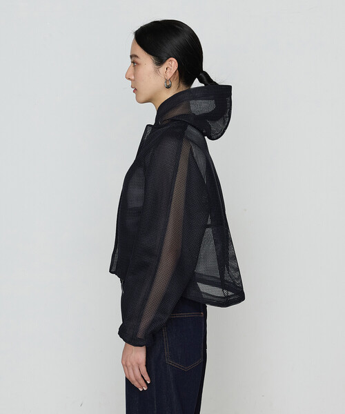 Gabardine K.T(ギャバジンケーティー)の「〔 +サイズ 〕 ラッセルメッシュダンボール シアーブルゾン(ブルゾン・レディース・ブルー/ネイビー・13号)」の16枚目の写真