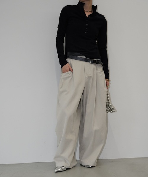 chuclla（チュクラ）の「スタンドヘンリーネックトップス chw25a143（Tシャツ/カットソー・レディース・ホワイト/ブラック・FREE）」の3枚目の写真