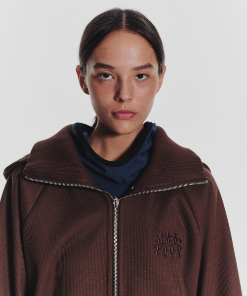 MENASOO（ミナス）の「Waffle Mink Daily Hooded Zip Up_Brown（パーカー・レディース・ブラウン・F）」の10枚目の写真