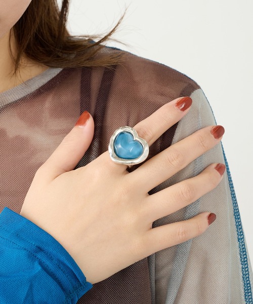 OtroAccesorio（オトロアクセソリオ）の「【OtroAccesorio】wavy heart RING（リング・レディース・グリーン/ピンク/ブルー/クリア・FREE）」の13枚目の写真