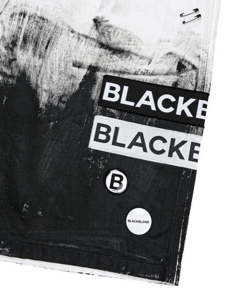 BLACK BLOND(ブラック ブロンド)の「ビビディスモークペインテッドパッチロゴデニムショートパンツ(ホワイト)(その他パンツ・レディース・その他・MEDIUM/LARGE/X-LARGE)」の3枚目の写真