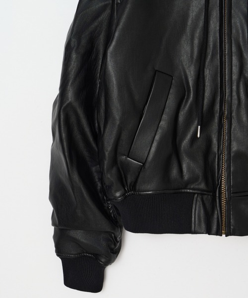 BEEDEN(ビーデン)の「OVER HOODED FAUX LEATHER MA-1(MA-1・レディース・ブラック・FREE)」の14枚目の写真