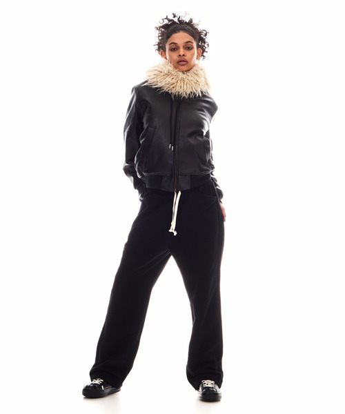 BEEDEN(ビーデン)の「OVER HOODED FAUX LEATHER MA-1(MA-1・レディース・ブラック・FREE)」の19枚目の写真