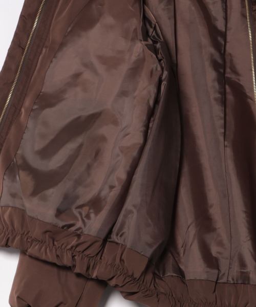 STRAWBERRY-FIELDS（ストロベリーフィールズ）の「ピーチスキンダウンジャケット（ダウンジャケット/コート・レディース・ブラック/ブラウン/グレイッシュベージュ・2）」の4枚目の写真