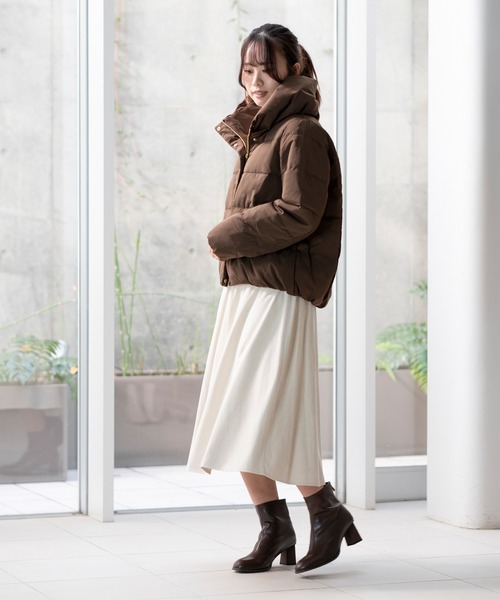 STRAWBERRY-FIELDS（ストロベリーフィールズ）の「ピーチスキンダウンジャケット（ダウンジャケット/コート・レディース・ブラック/ブラウン/グレイッシュベージュ・2）」の9枚目の写真