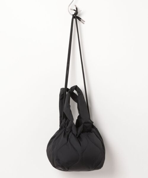 MANOF(マノフ)の「MANOF/マノフ/TAION×MANOF 2WAY BAG(ショルダーバッグ・レディース・ブラック/ベージュ・F)」の3枚目の写真