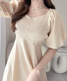 mily bilet（ミウィビレット）の「【mily bilet】大人可愛いパフスリーブが印象的。オフショル2wayパフスリーブリネンライクワンピース (ロング丈)（ワンピース）」