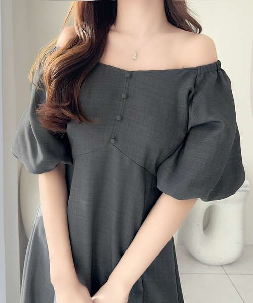 mily bilet(ミウィビレット)の「【mily bilet】大人可愛いパフスリーブが印象的。オフショル2wayパフスリーブリネンライクワンピース (ロング丈)(ワンピース・レディース・モカ/チャコールグレー/アイボリー・LARGE/MEDIUM/SMALL/X-LARGE)」の17枚目の写真