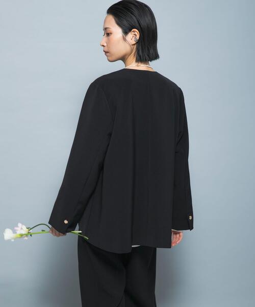 URBAN RESEARCH ROSSO WOMEN（アーバンリサーチ　ロッソ）の「『別注』CHIGNON×ROSSO　ラウンドヘムジャケット（スーツジャケット・レディース・オフホワイト/ブラック・FREE）」の12枚目の写真