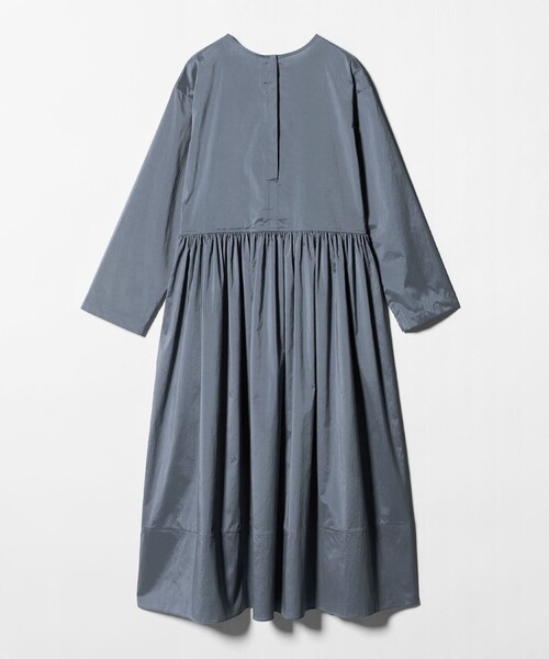 BEAUTY&YOUTH UNITED ARROWS(ビューティーアンドユースユナイテッドアローズ)の「ポリエステル ギャザーフレアワンピース(ワンピース・レディース・ブラック/コバルトブルー・S/M)」の14枚目の写真