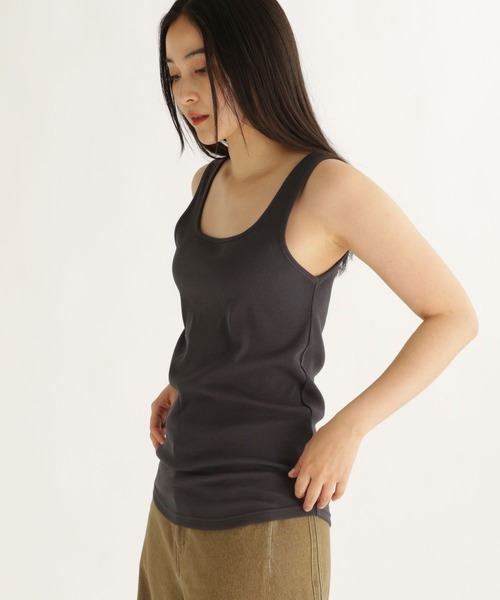 studio CLIP（スタディオクリップ）の「【daily CLIP】リブインナータンク（タンクトップ・レディース・ナチュラル/ダークグレー/チャコール・FREE）」の7枚目の写真