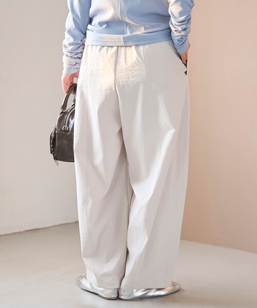 coen（コーエン）の「ポリツイルコクーンパンツ（その他パンツ・レディース・ベージュ/ブラック/ダークブラウン/ナチュラル・L/M）」の16枚目の写真